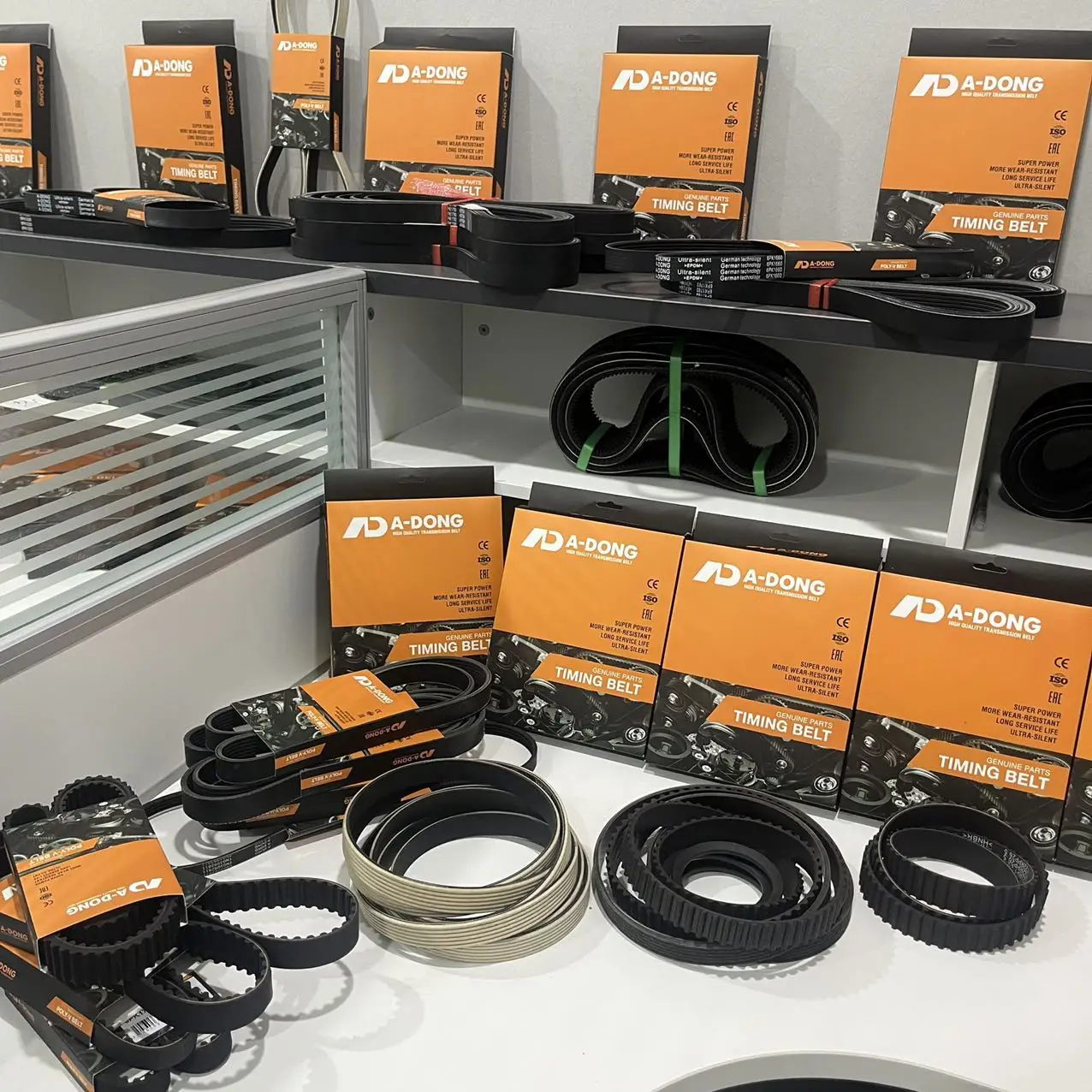 Improve efficiency with our premium alternator drive belts