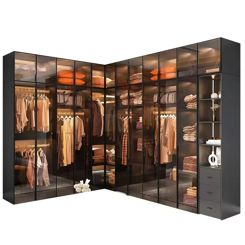 Luxury and modern L shaped closet beautiful built in walk in closet ...