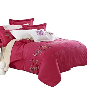 Modern Luxury 4-Piece Wedding Comforter Set Polyester-Filled Lace Bedding with Duvet Cover & Bedspread for Home Use