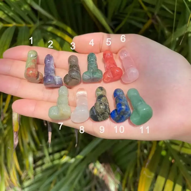 1インチの小さな小さなミニクリスタルペニス彫刻天然宝石レイキ