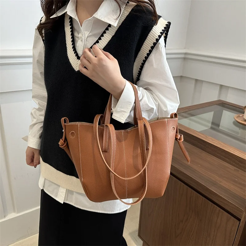 2025 French Style Wing Bag Lychee Pattern Tote Handbag Cross-Border Large Capacity Commute Shoulder Bag with PU Lining Tote Bag