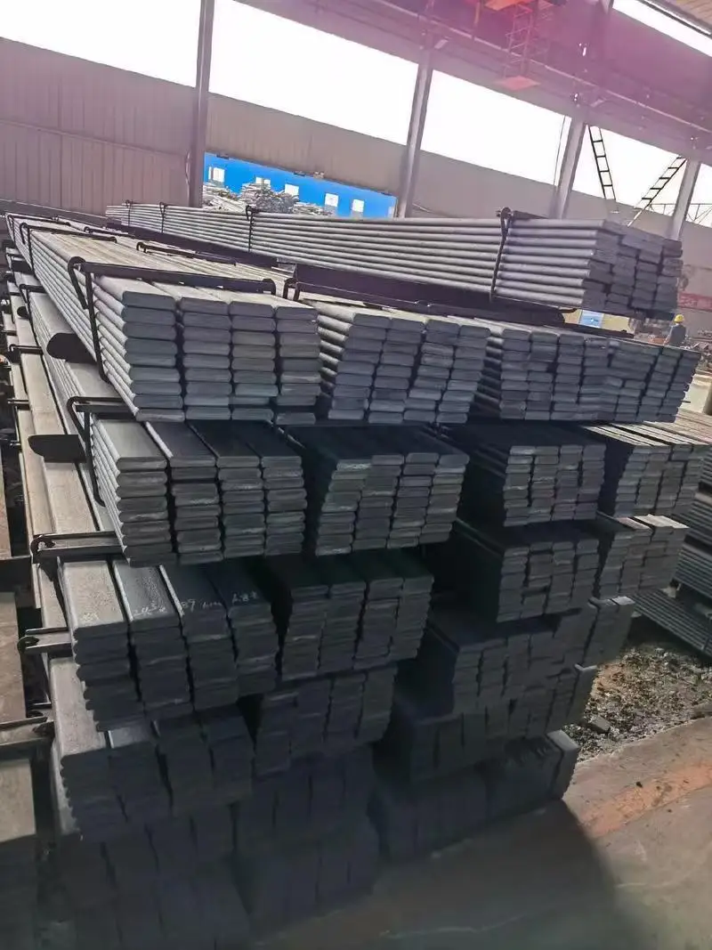 GB700-88 Flat Steel Material 3-60mm Thickness Product Genre Steel Flat Bars supplier
