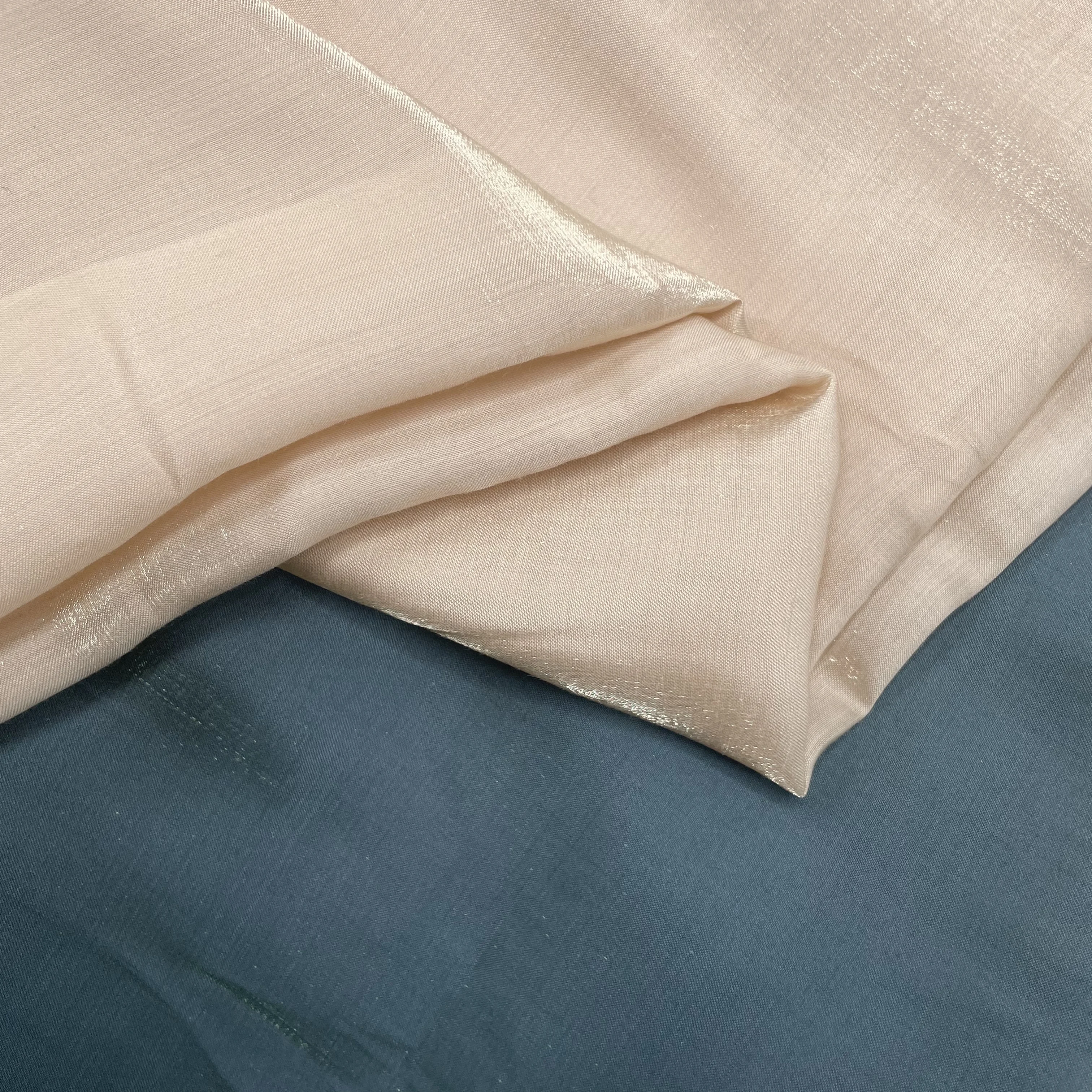 High Quality 80Gsm Polyester Rayon Shinny Silky Satin Metallic Fabric