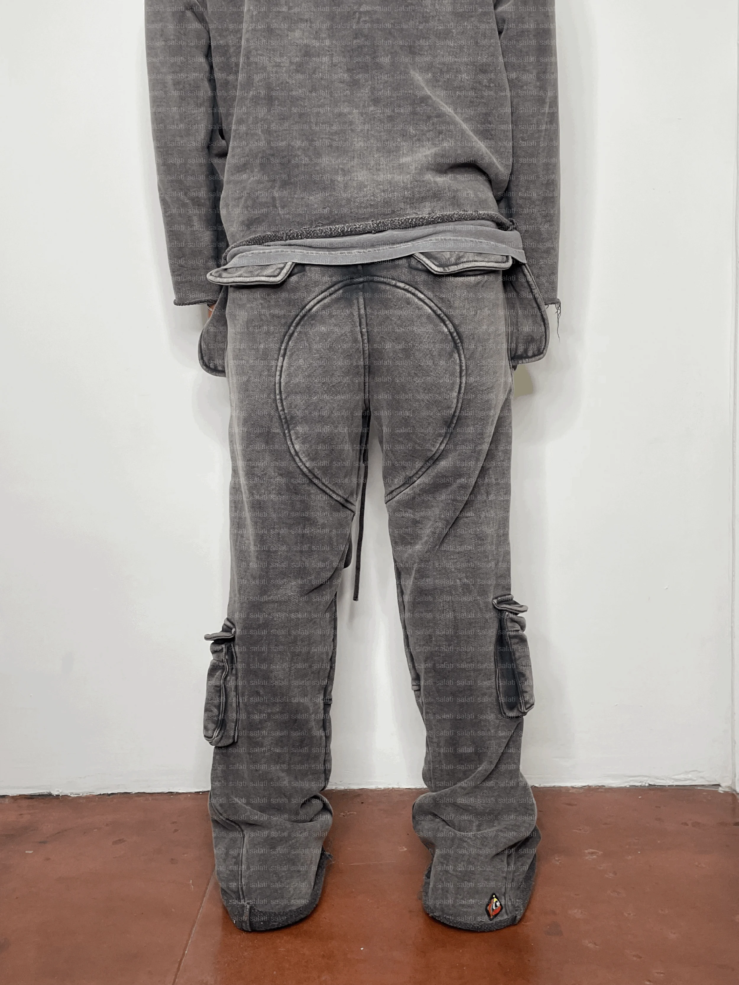 Custom Streetwear Cut and Sew Raw Hem Cotton French Terry Grey Blank Heavyweight Acid Wash Flare Sweatpants Stack Cargo Pant Men gallery 3