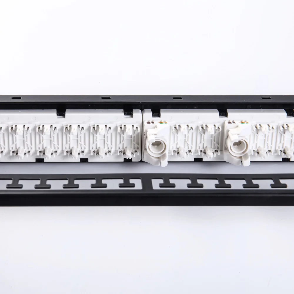 19 Inch Keystone Jack Unloaded 24 Port Poe Din Rail Patch Panel with Cable Manager
