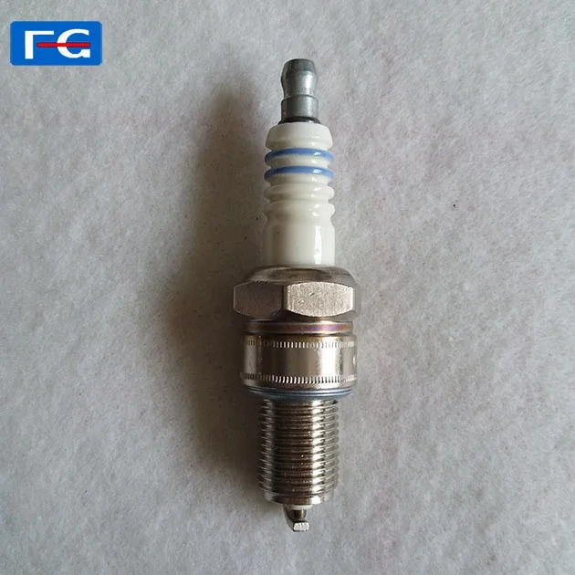 Factory Price Ignition Spark Plug W7BC W8BC W6BC L95YC L92YC L87YC L82Y E6TC W9BC Engine Spark Plug for Engine Parts