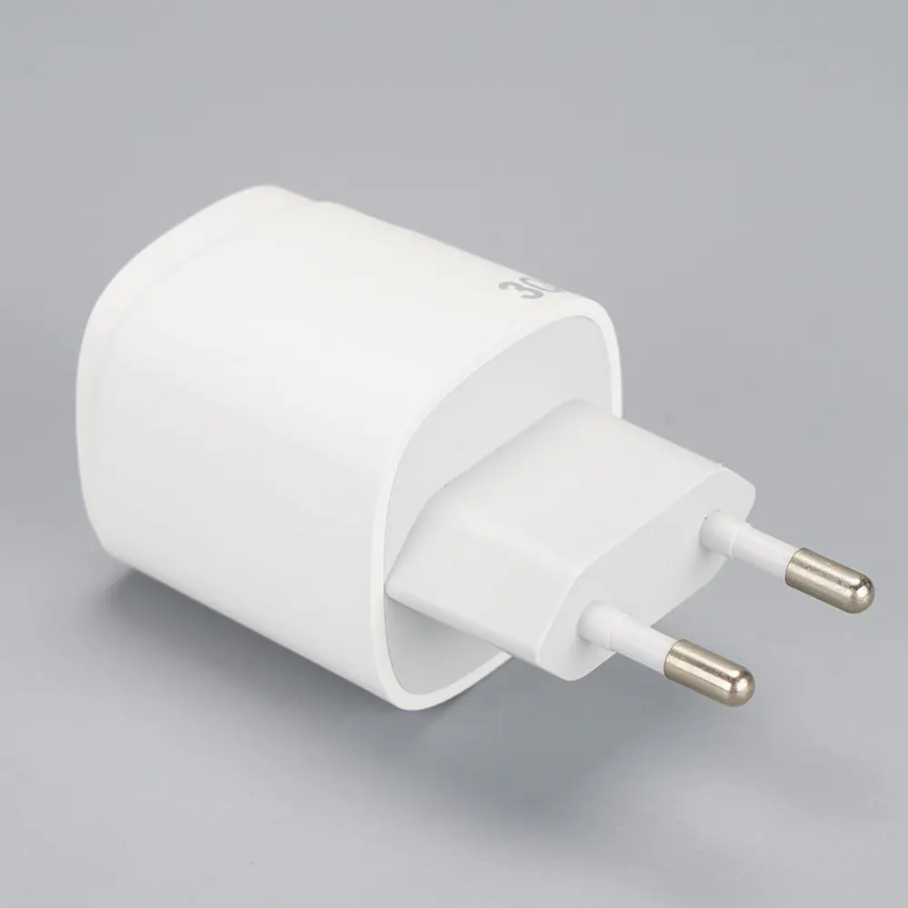 EU/Europe Plug 1 USB-A + 1 USB Type-C White With Indicating Light Travel/Wall charger 110V-230V 2031