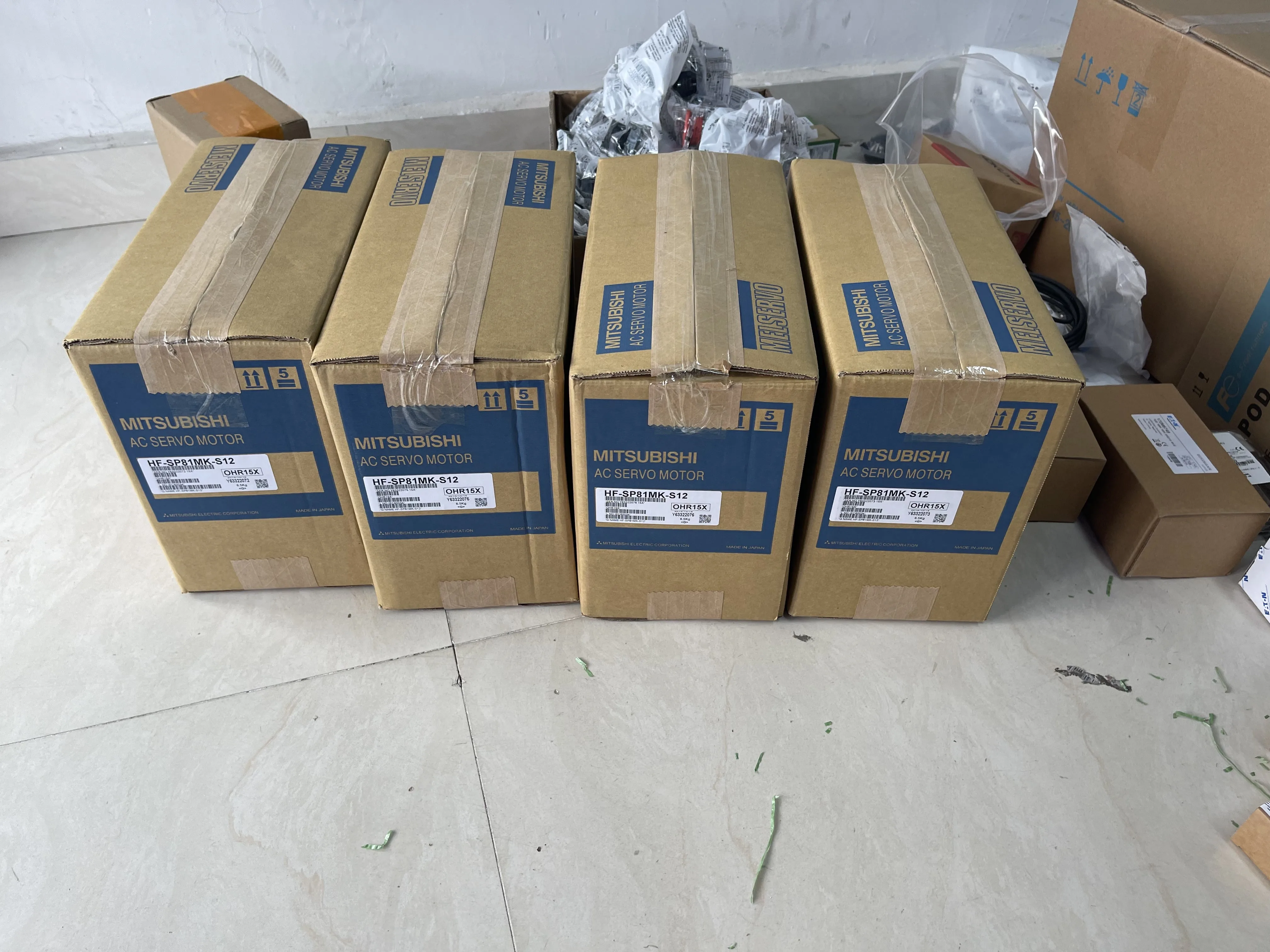 Mitsubishi AC Servo Motor HF-SP81MK-S12 Mitsubishi AC Servo Motor HF-SP81MK-S12