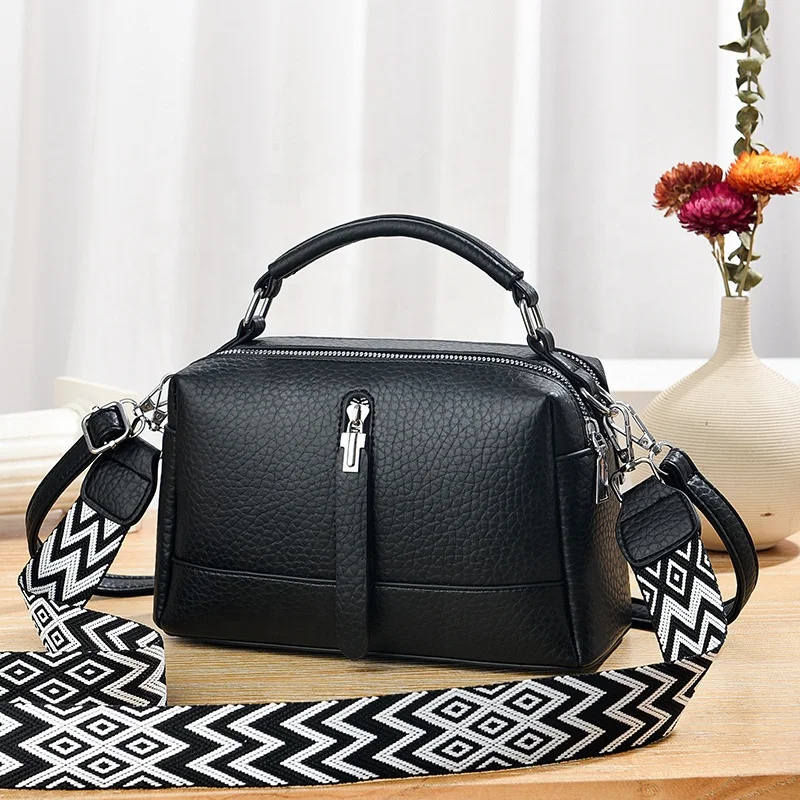 2026 New Style Korean Fashion Handbag Large Capacity Solid Color Shoulder Strap Women's Shoulder Bag Single Strap