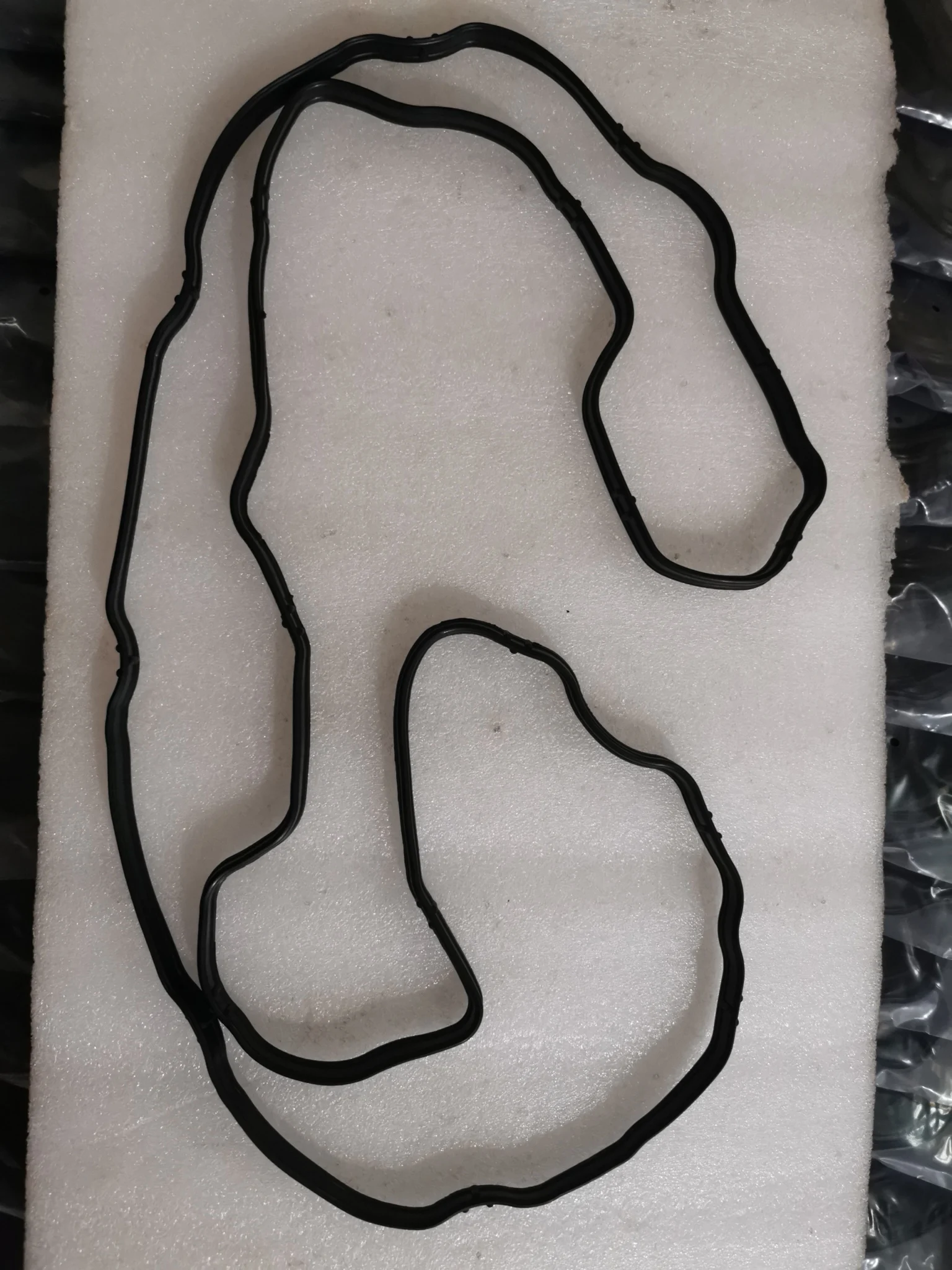 Aftermarket Engine Spare Parts for QSB6.7 Rocker Arm Cover Gasket 