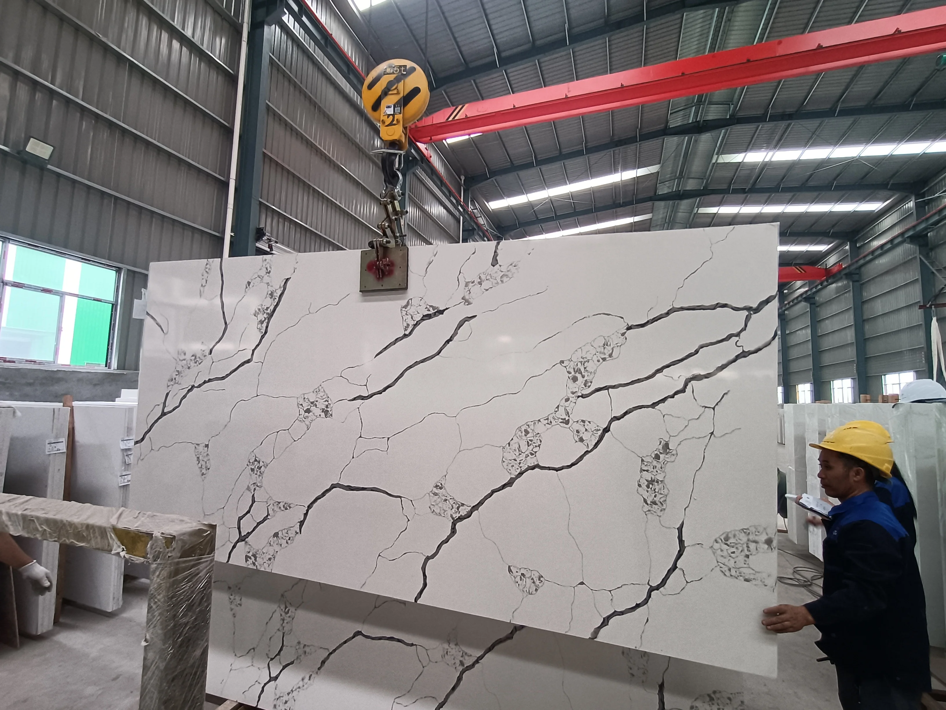 Artificial Royal Gold Quartz Stone Sheet Calacatta Gold Quartz Slabs for Countertops Kitchen Hotel