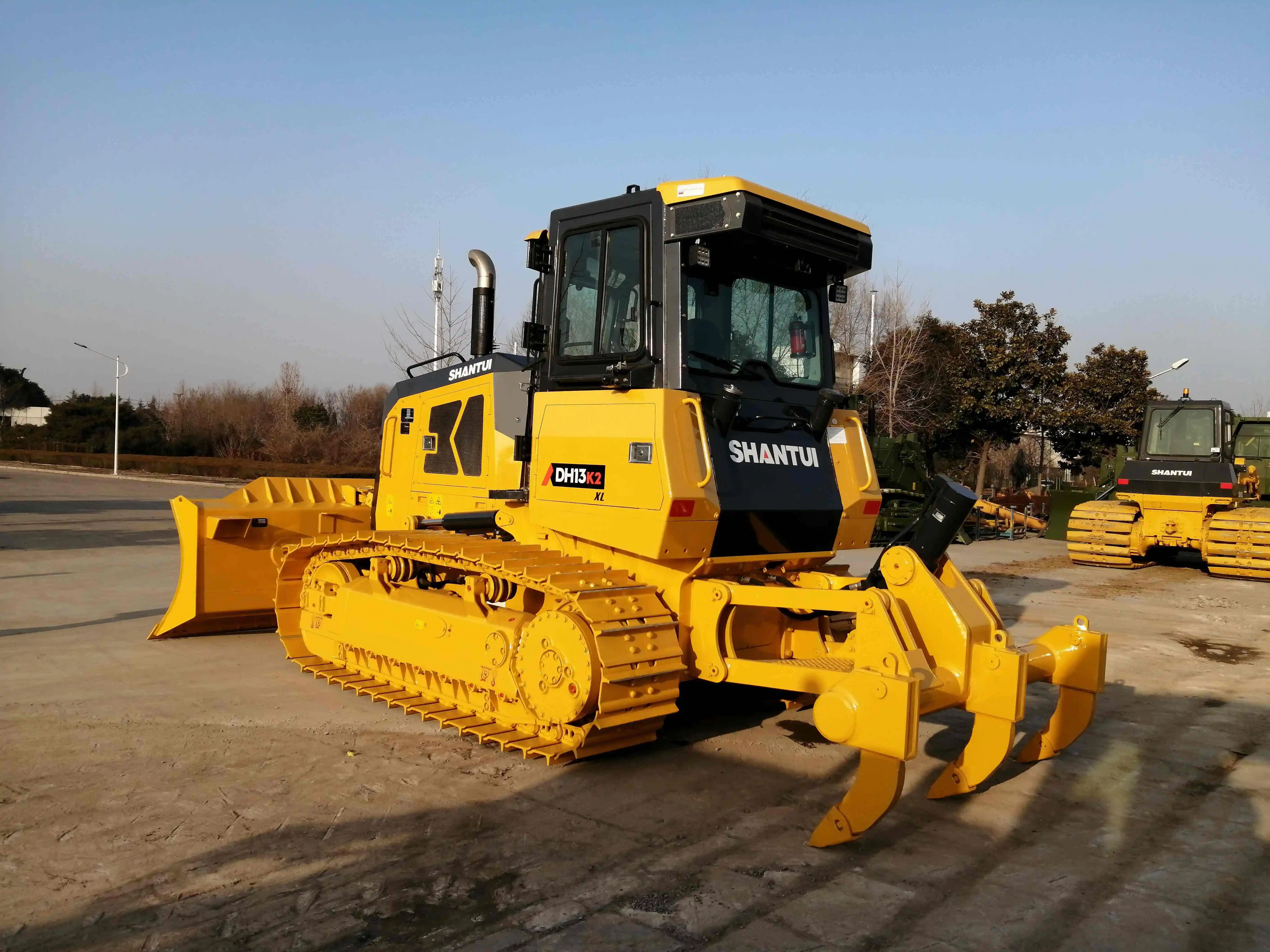 Высококачественный бульдозер DH13 с гидравлической нагрузкой система рулевого управления мощностью 130 л.с. одним хвостовиком