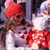 Mamá (blanco) y niños (rojo)