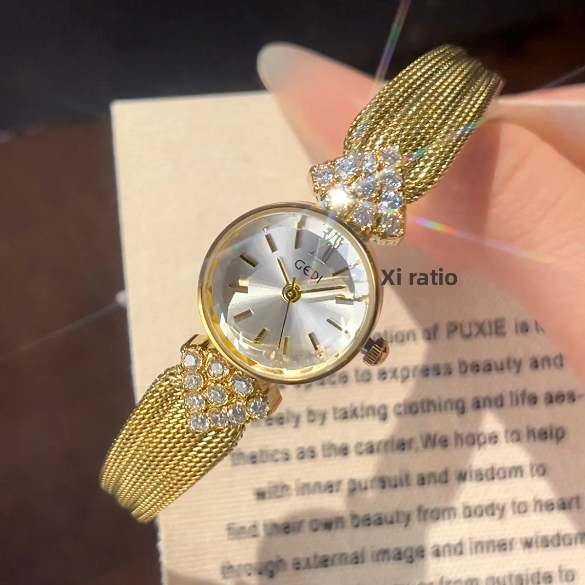 Diamond Quartz Women's Watch OM-503264