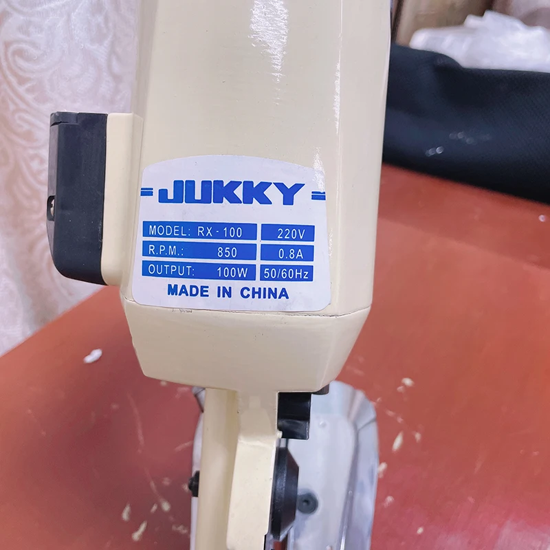 Mini  Fast Speed Round Knife Cutting Machine for Fabric Cutting Machine Garment Cloth Textile