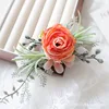 5 fiori a mano