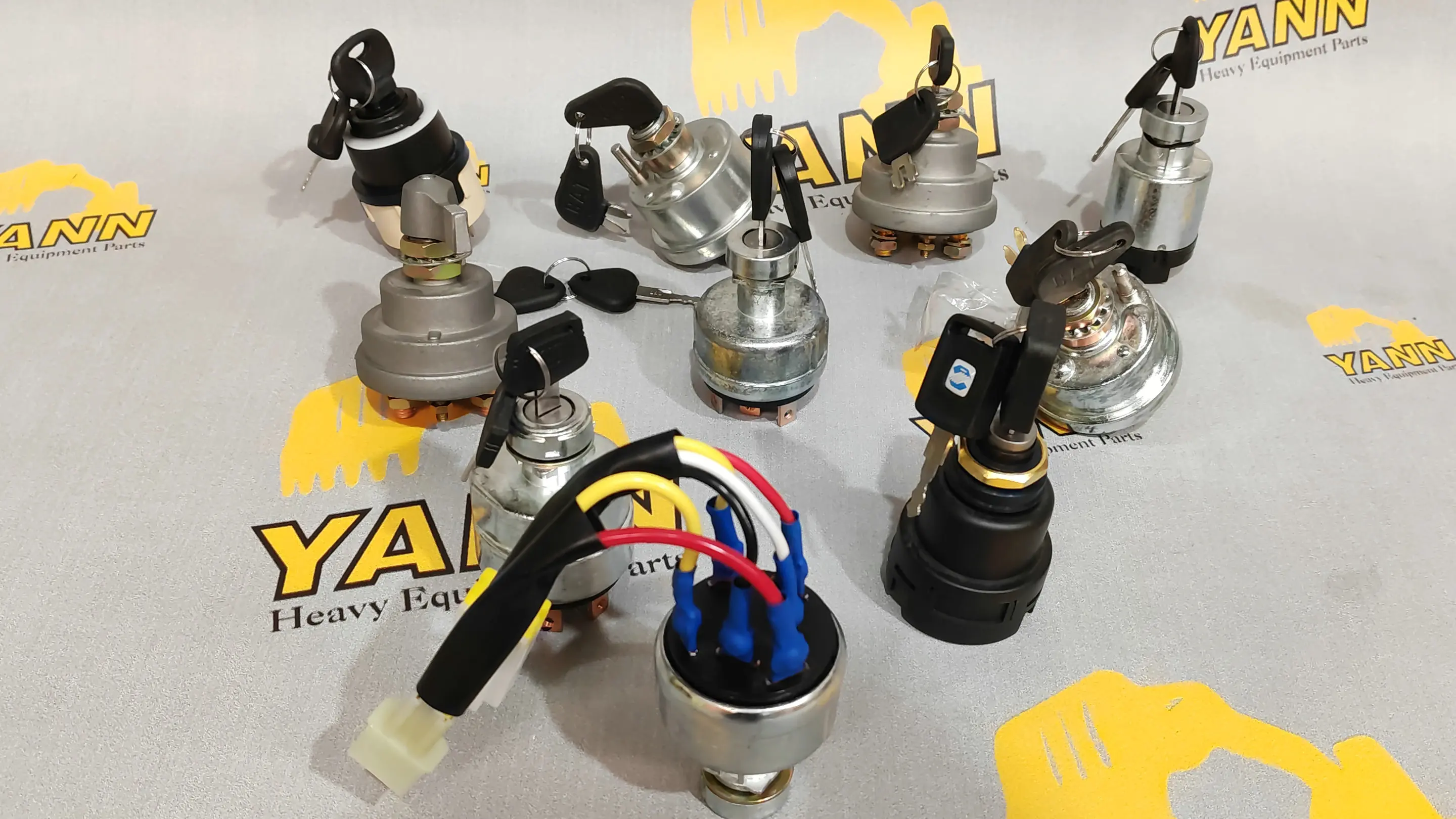 3465123 346-5123 Spark Plug for G3500 G3520 Excavator Parts