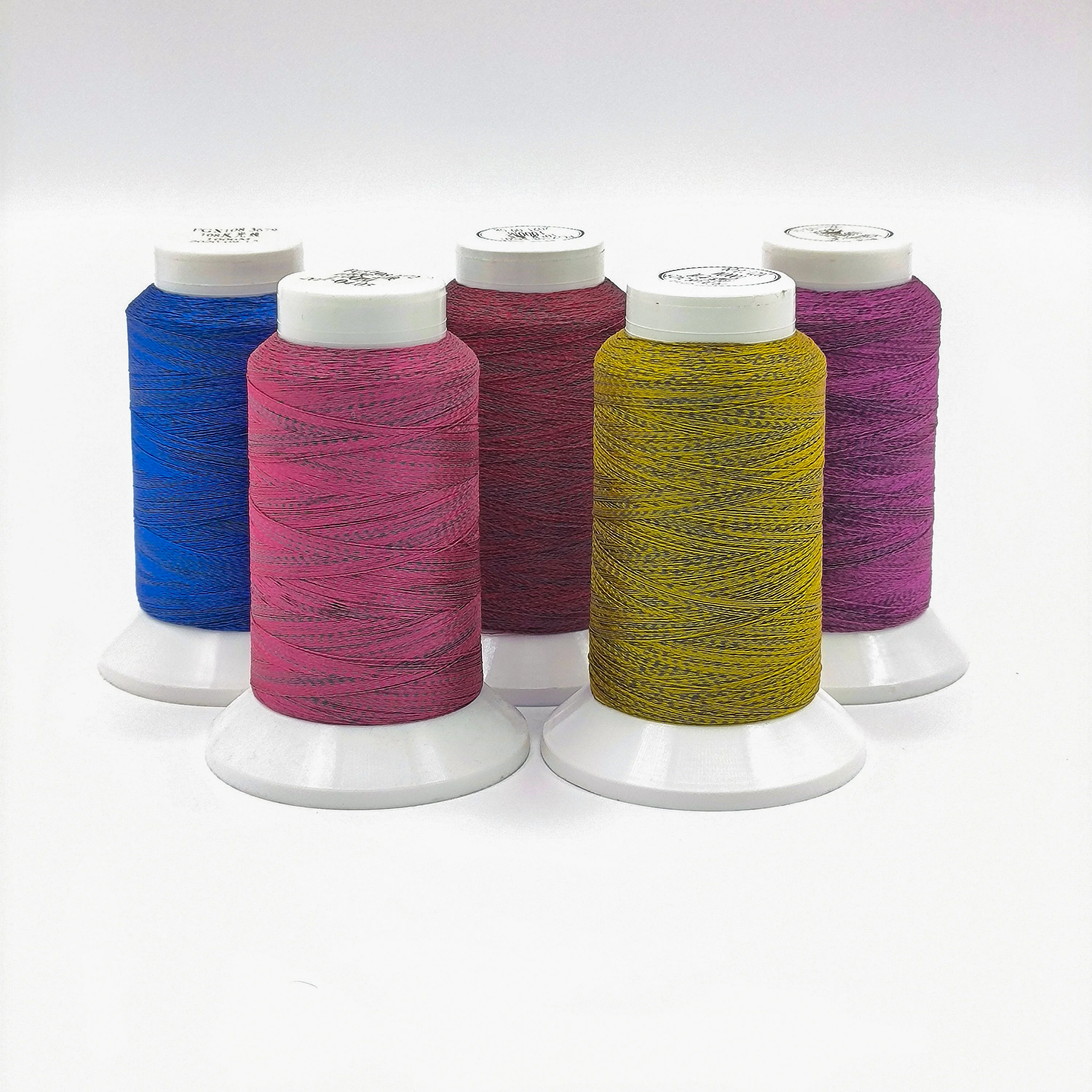 White Color Reflective Thread Highlight Colorful Reflective Thread ...