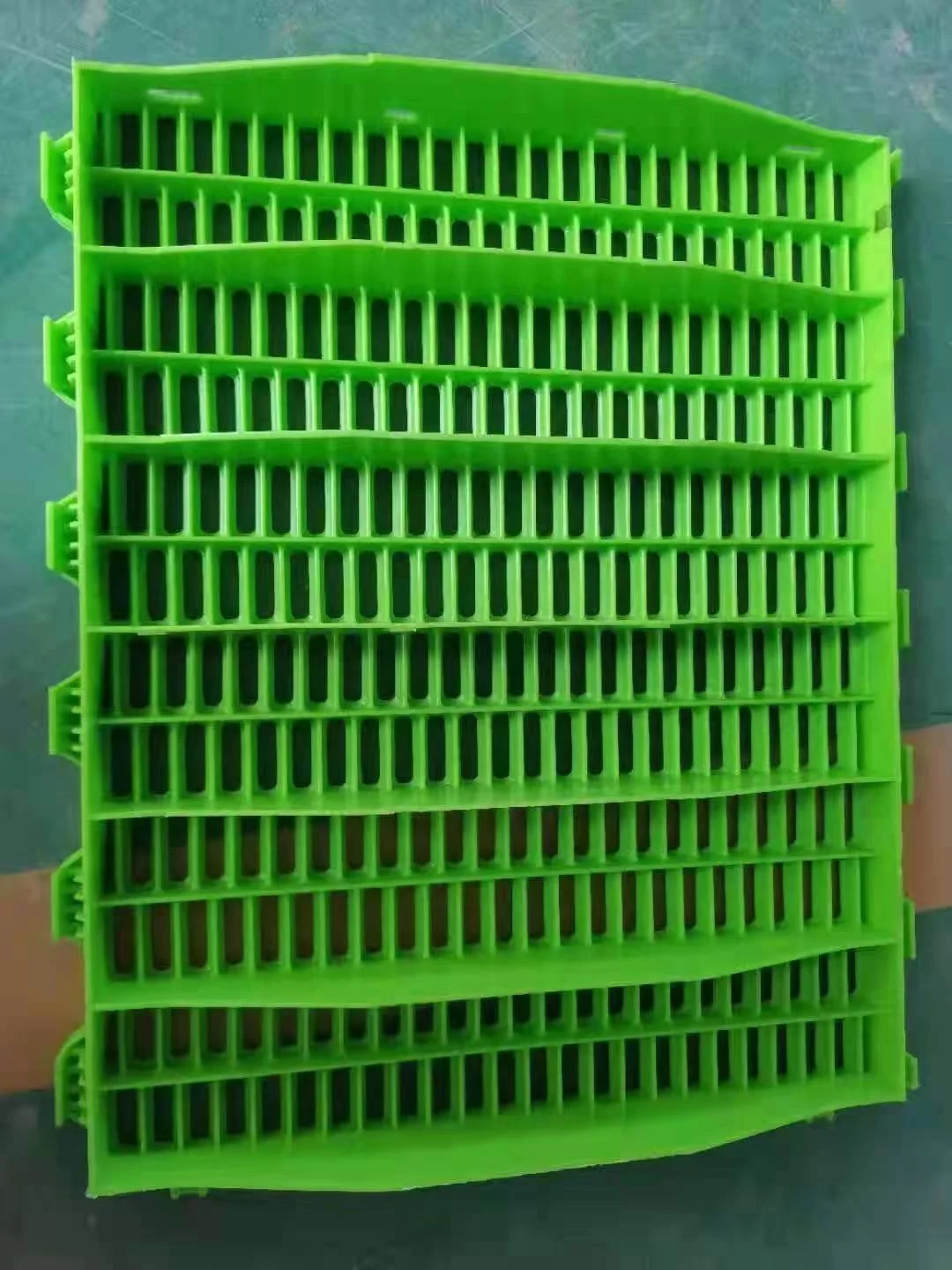 Пластиковый Напольный козий настил для продажи с дизайном