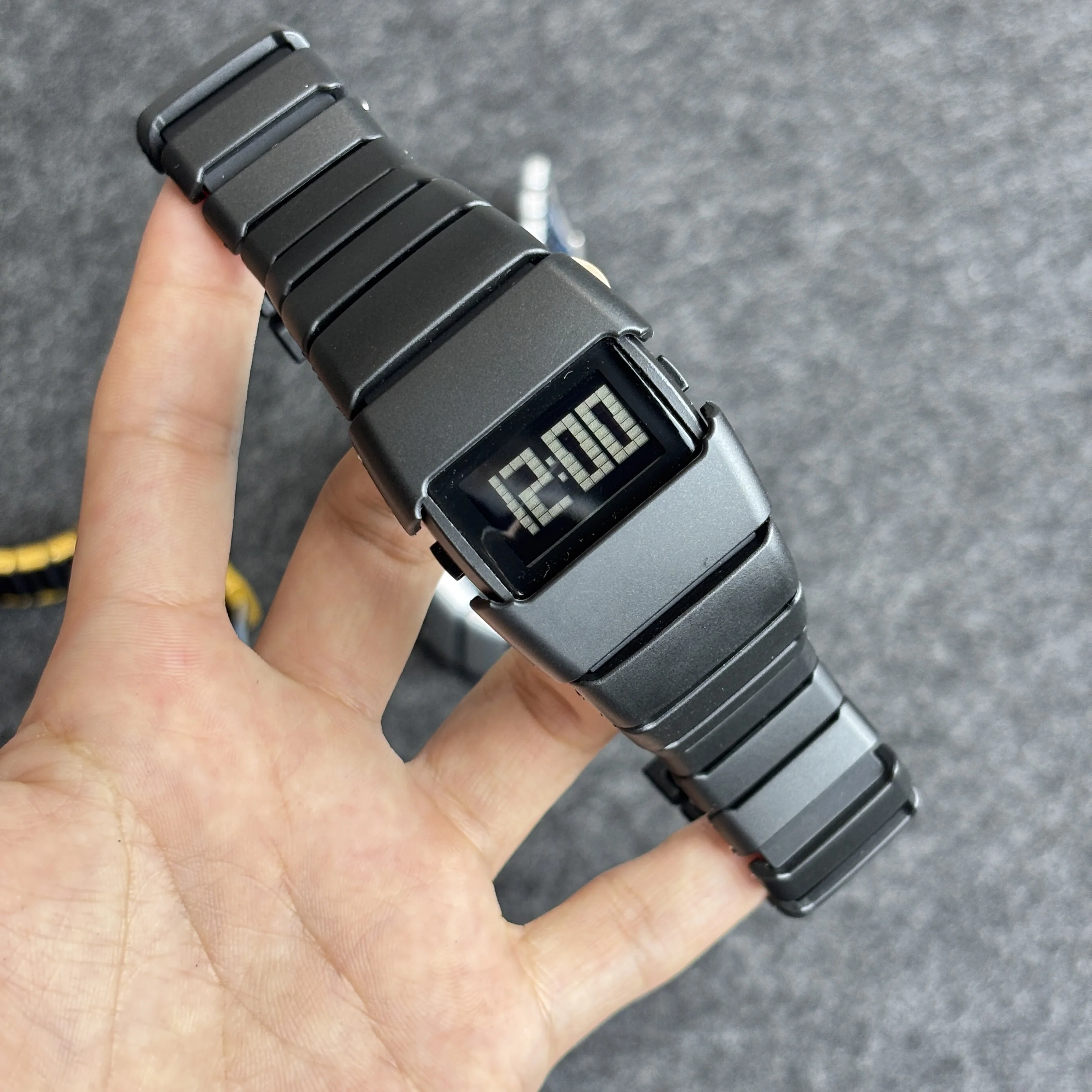 Men's Retro Y2K Block Digital Display Square Watch