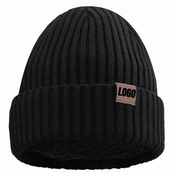 High Quality Oem Embroidered Leather Patch Blank Winter Fleece-lined Warm Knitted Fisherman Hat Custom for Men Women .