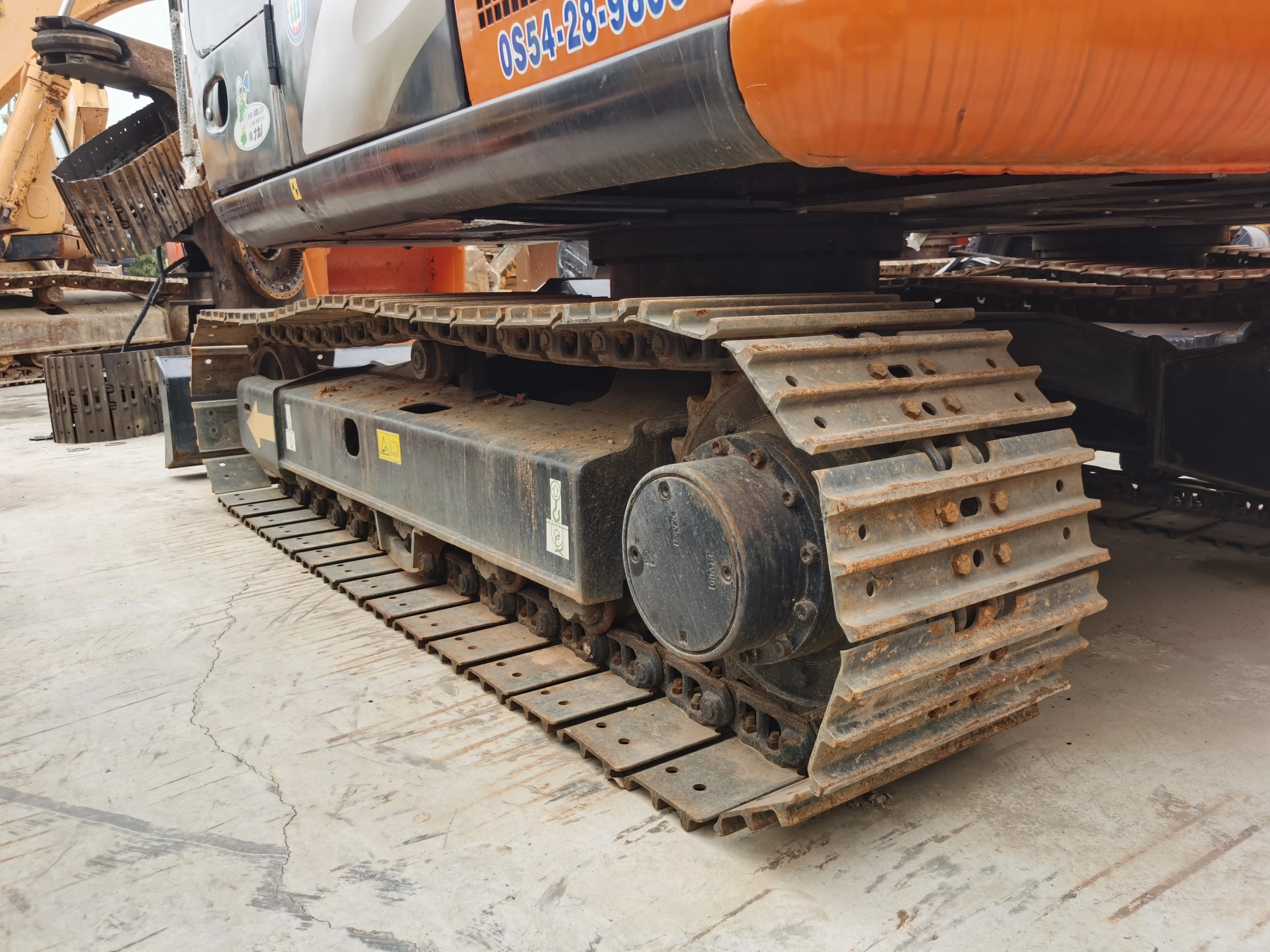 Used HITACHI ZX70 Mini Crawler Excavator with Dozer Blade Second-hand 7ton Hydraulic Digger