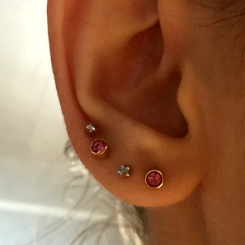 Orecchini Piercing All'orecchio 4mm In Acciaio Albania - Foto 7