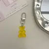 19 a través de amarillo