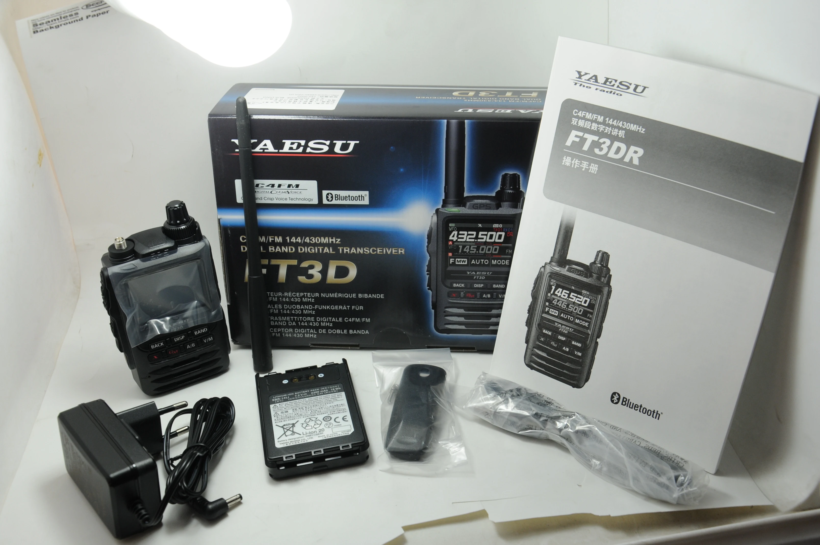 YAESU FT3DR 2 M/70 cm Dual-Band Handheld  5W C4FM/FM Dual Band Digital Transceiver Full Color TFT LCD Display 1200/9600bps APRS