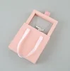 Rosa con espuma para joyería