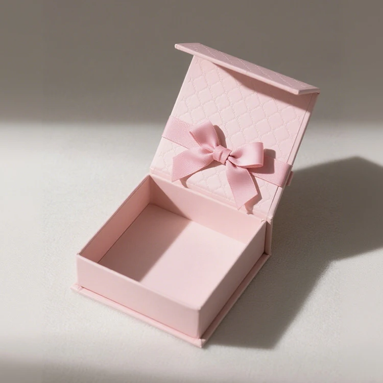 Custom Luxury Jewelry Gift Box Magnetic Jewelry Box Packaging Paper Boxes for Exquisite Jewelry Packaging Magnetic Gift Storage