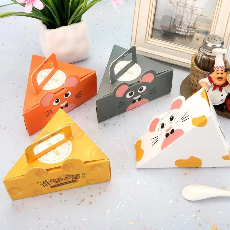 Factory Delivery Cheesecake Packaging Box Portable Triangle Mousse Pudding Cake Small Box Elegant Paper Packaging Boxes Accept