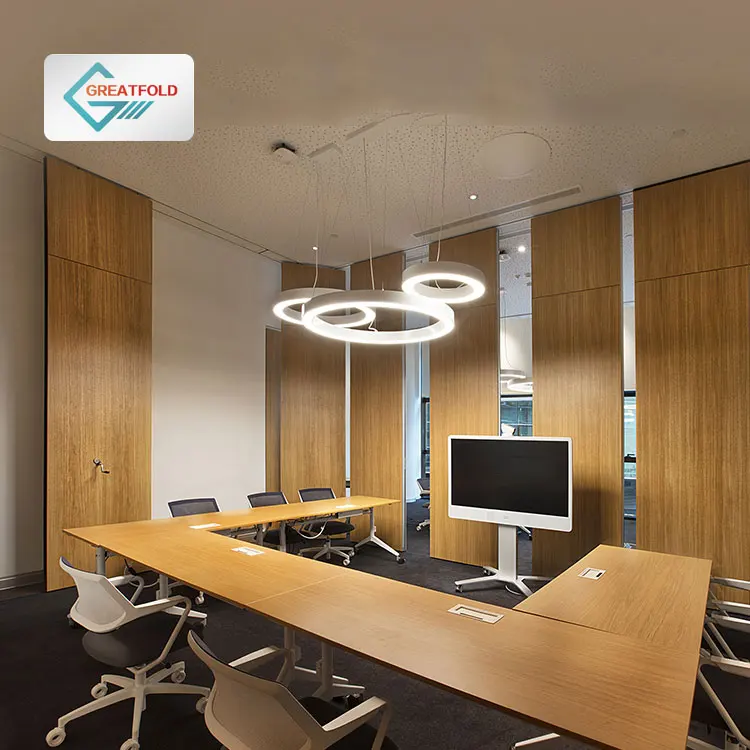 Customized Modern Soundproof Movable Partition Wood Grain Design Wood Walls for Office Meeting Room Schools Hospitals Gyms