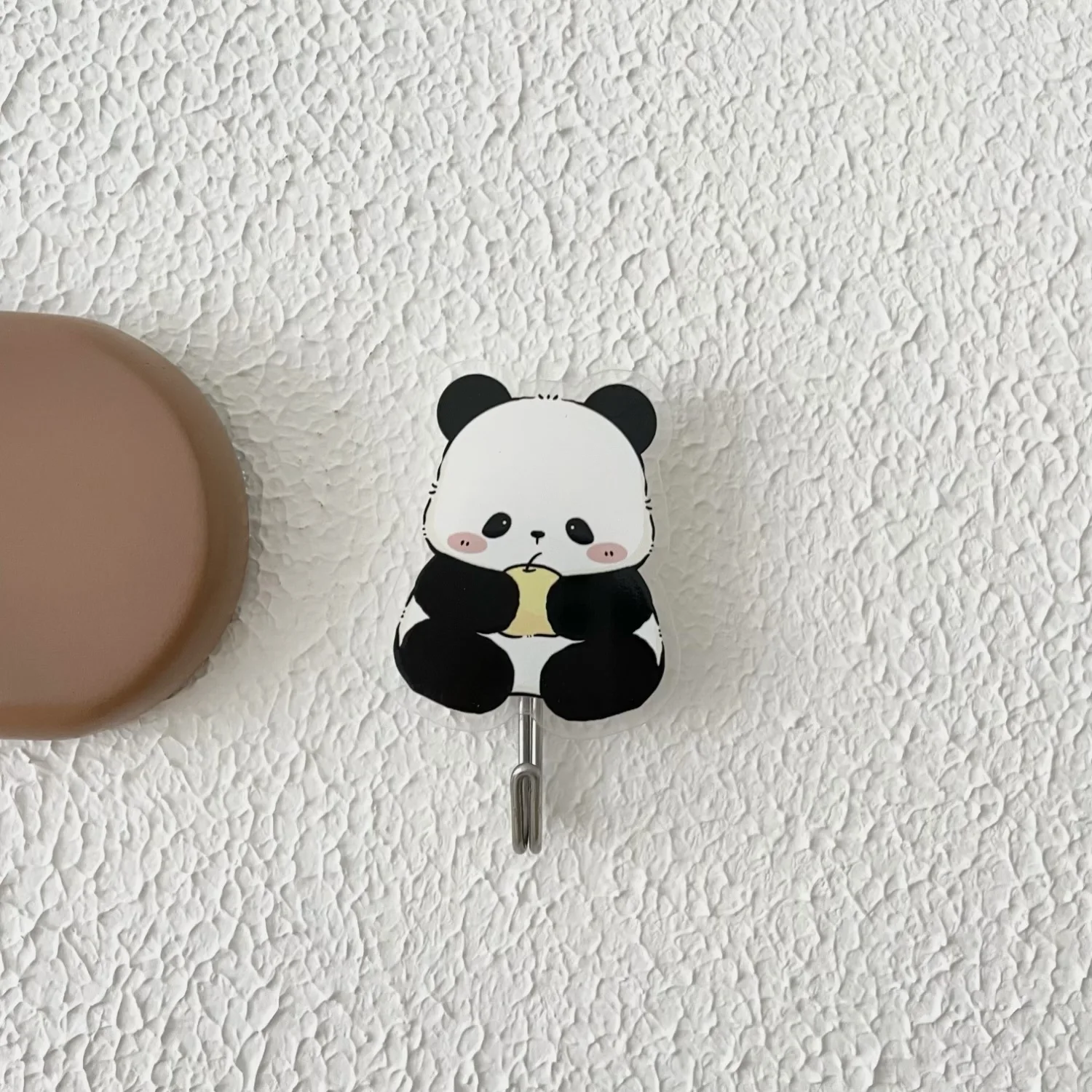 Door novelty hooks Panda gift behind door bathroom novelty hooks Cute acrylic traceless novelty hooks no punch manufacture