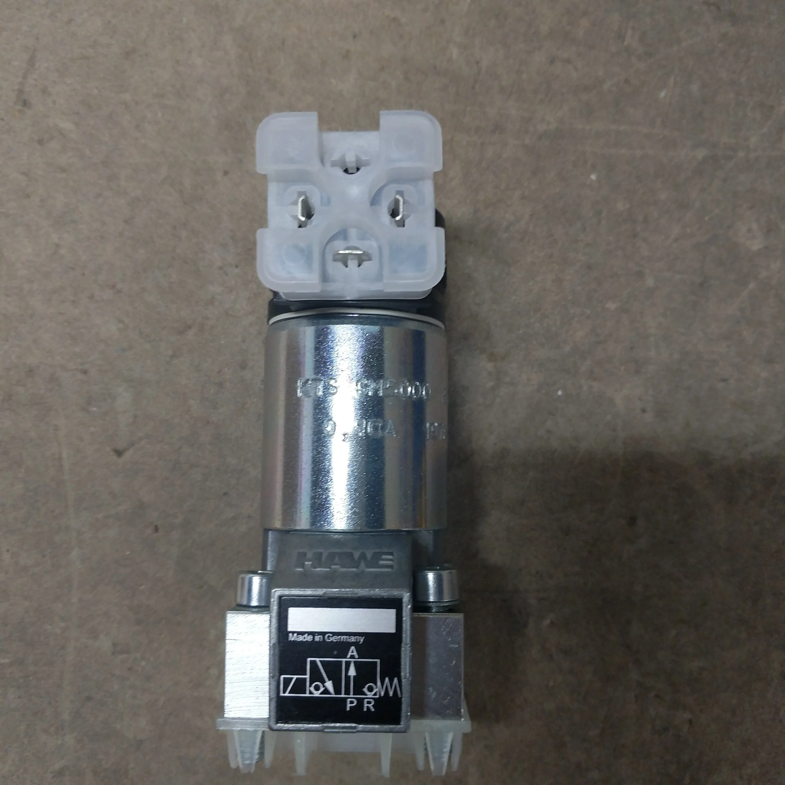 NEU HAWE BVG 11Z G24V 3/2 Wegeventil Rohrleitung Hydraulikventil GAAX035F20D44 EUR 289,00 - DE NEU HAWE BVG 11Z G24V 3/2 Wegeventil Rohrleitung Hydraulikventil GAAX035F20D44 EUR 289,00 - DE