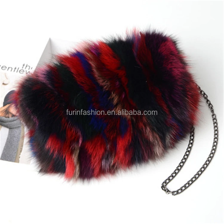 red fur bolsa