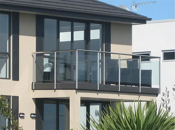 Apartment House Balcony Modern Baluster Glass Railings Villa Decking Post Glass Banister supplier