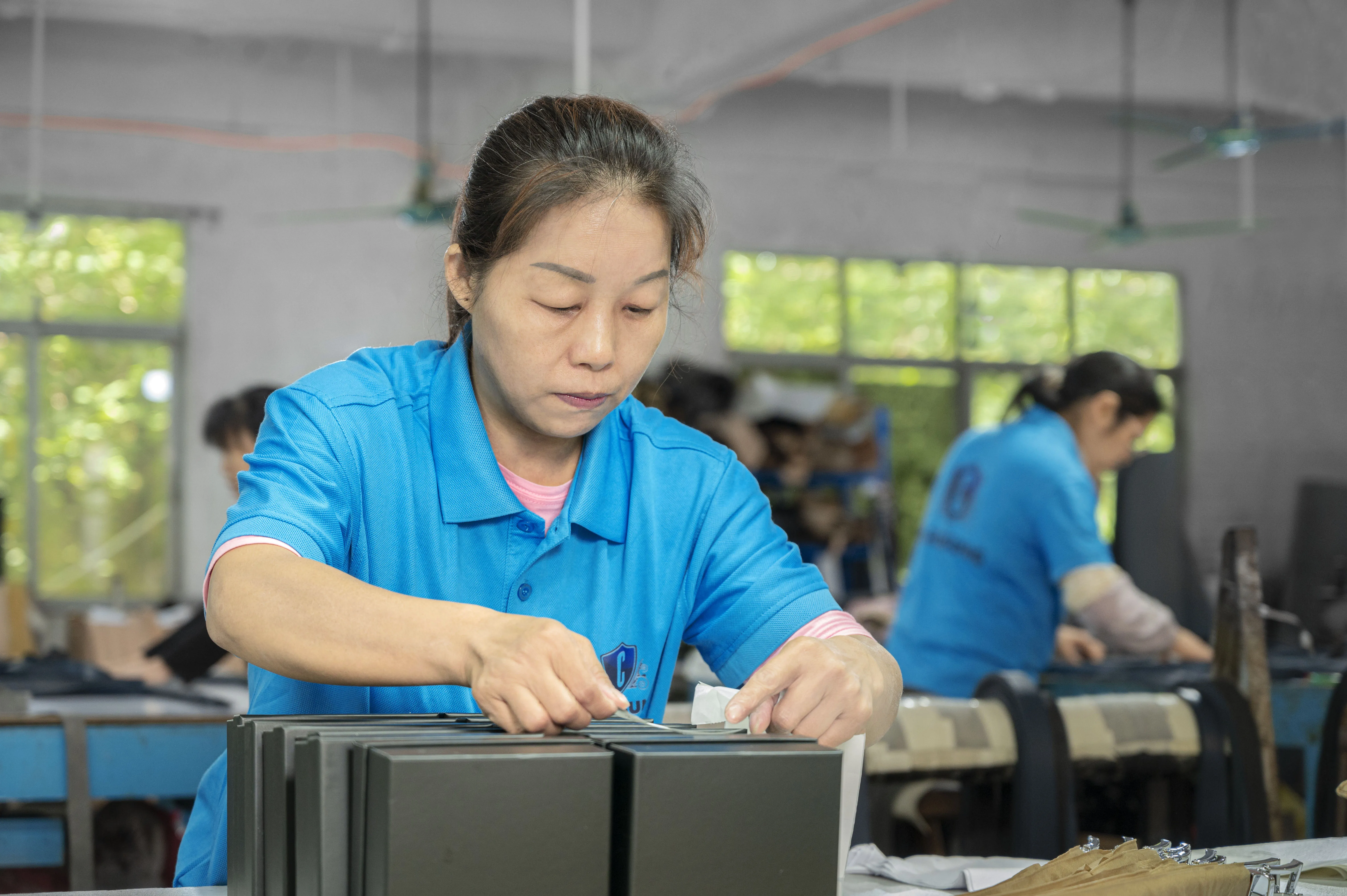 Оптовая продажа с фабрики на заказ тонкий пояс женский ремень из натуральной кожи модный для платья свитера