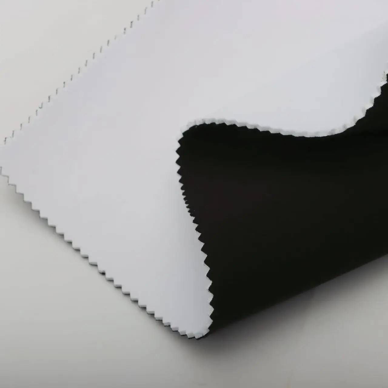 Κατασκευασμένο κατά παραγγελία ύφασμα πολυαιθυλενίου υψηλής ποιότητας, διπλής όψης, εποξειδωμένο, πλεκτό ύφασμα για φορτίο από φούσκα / ιατρική φούσκα / ύφασμα γόνατος