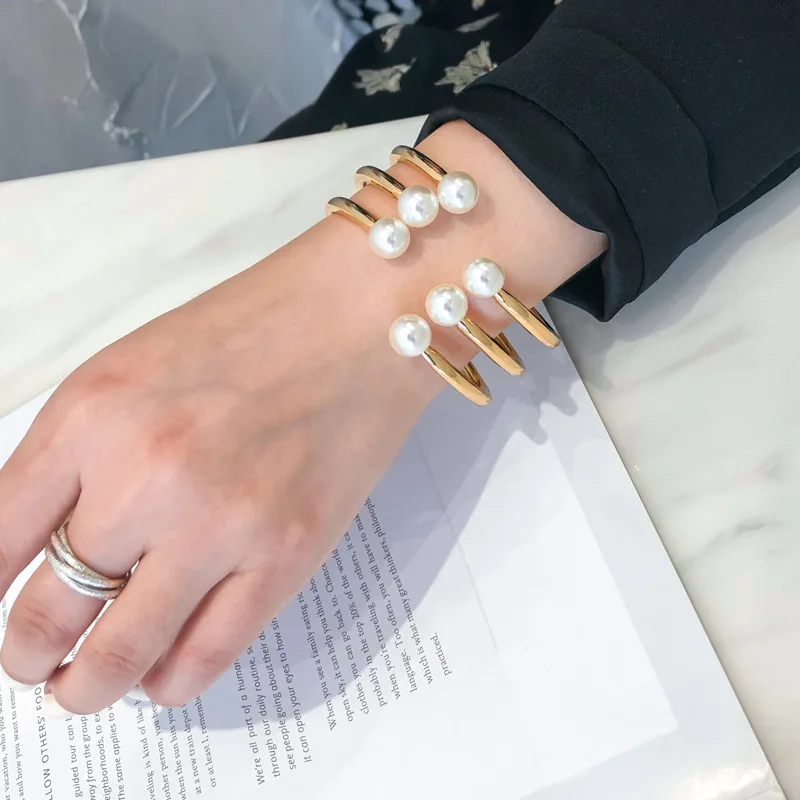 Hot in Europe and America Multilayer Irregular Semi Closed 18K Gold Pearl Wide Edge Bangle Bracelet for Woman
