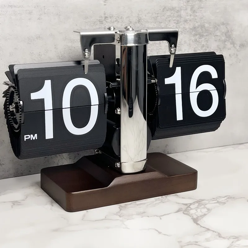 Small Scale Game Sports Timer Table Clock Retro Flip Over Clock Stainless Steel Flip Internal Gear Operated Quartz Clock Watch