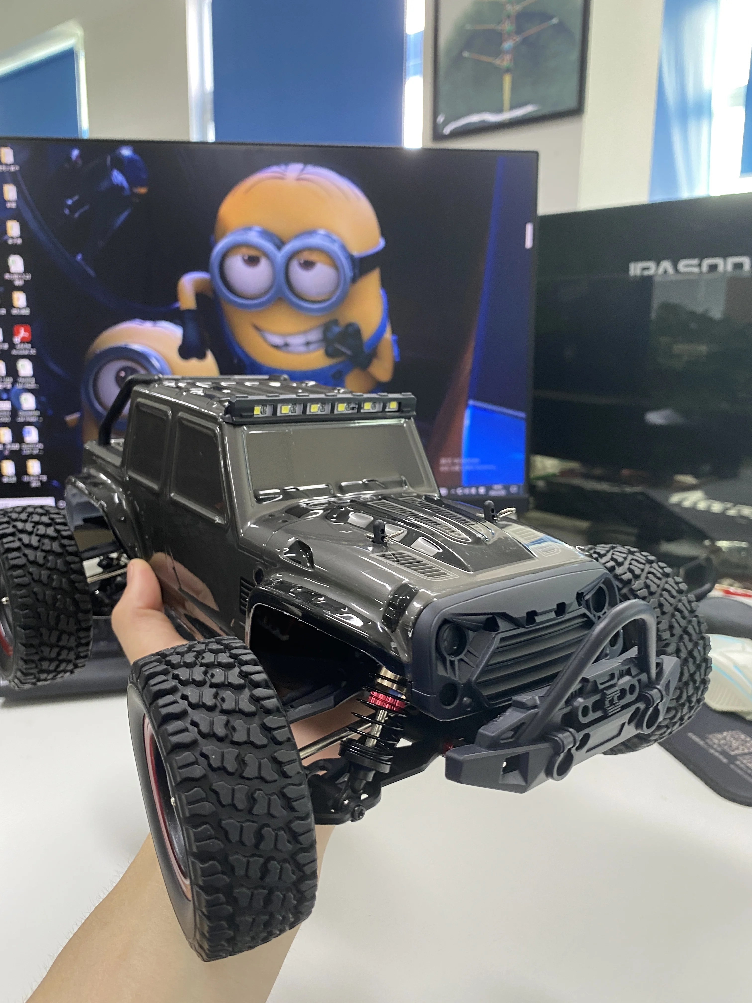 2022 Hoshi Gantry 2.4G Off-road RC Car, 1/16 Scale 4-Wheel Drive