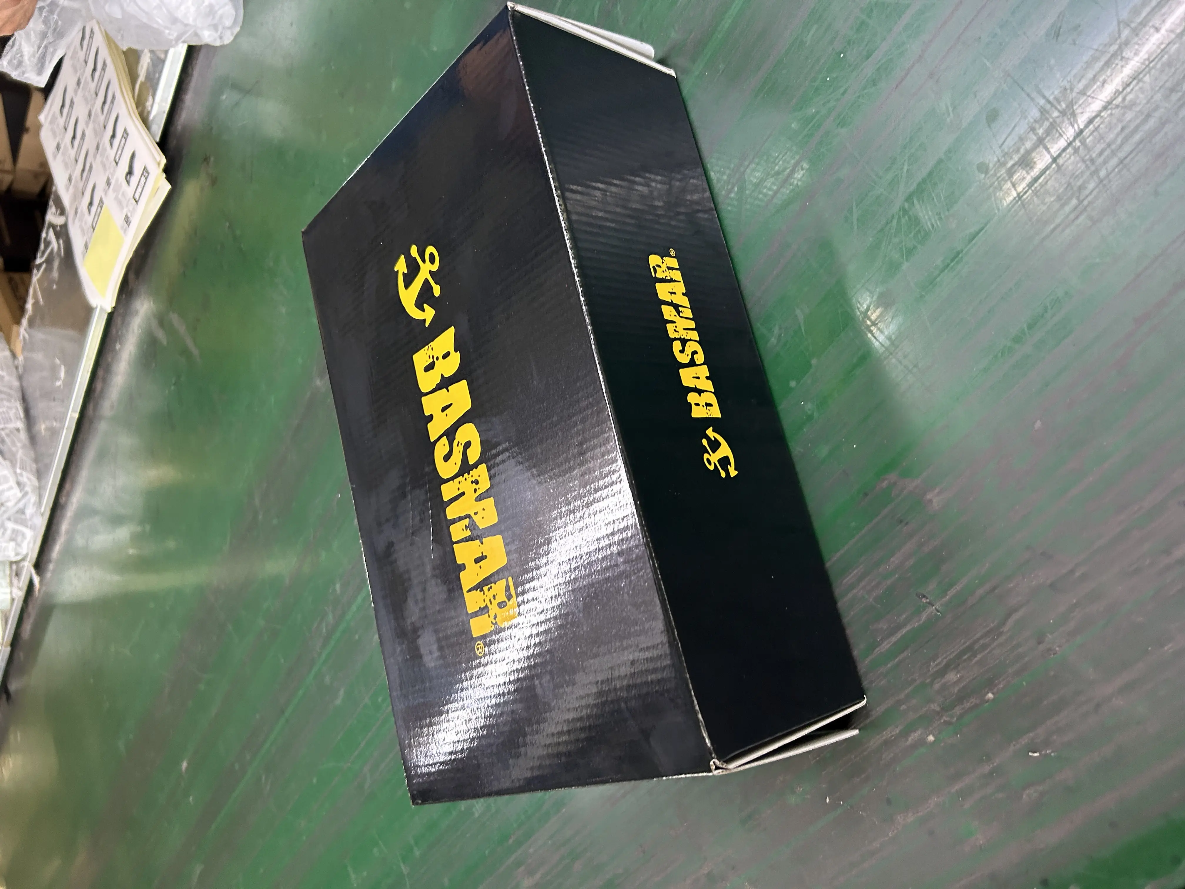 Packaging & shipping specifications