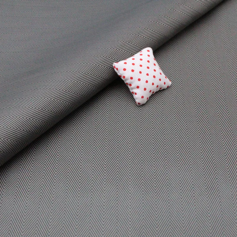 High Precision Anti-Scratch Glossy Jacquard Way Polyester Table and Chair Fabric Classic Style for Lining and Garments