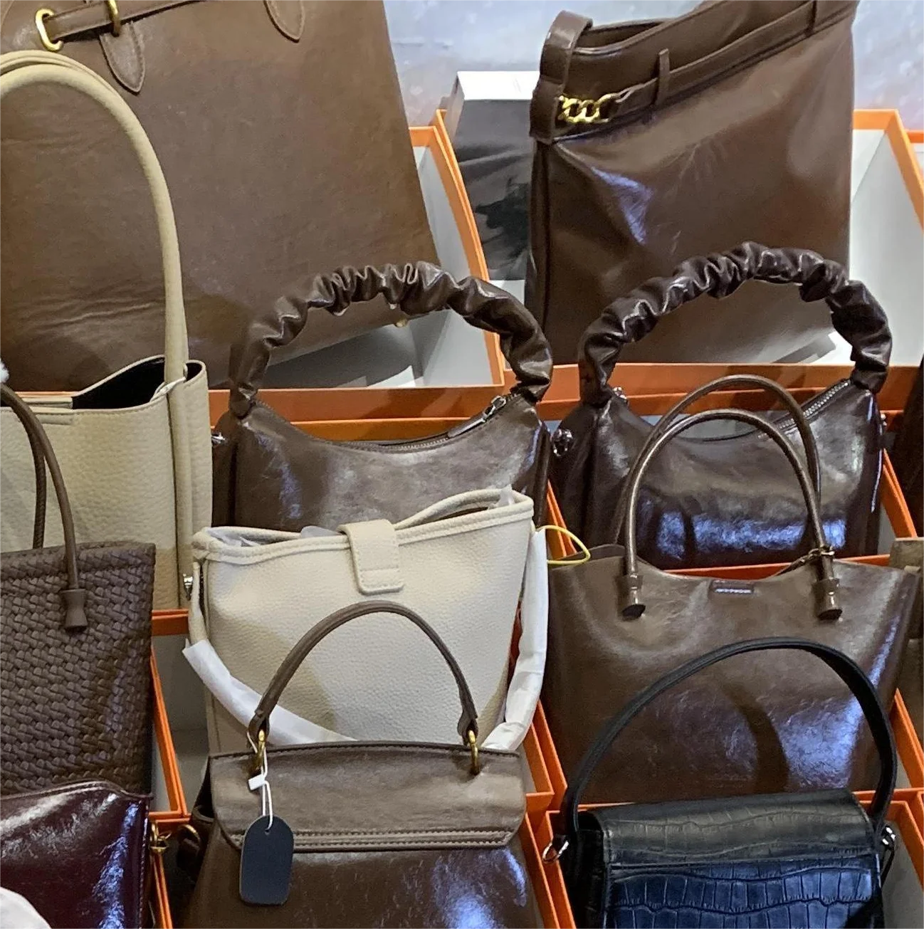 2024 New Fashion Large Capacity Lady Handbags PU Leather Canvas