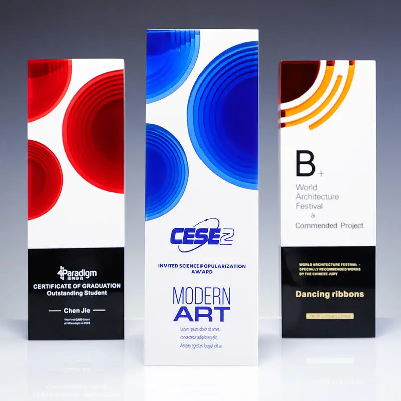 Trophée personnalisé en résine, nouveau design, thème amour imprimé au laser, trophée en cristal brillant, récompenses annuelles pour excellent personnel WDY-0422