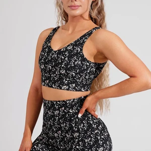 Wholesale Plus Size Custom Lightweight High Support Four-Way Stretch Halter Backless Quick Dry Printed Yoga Sports Bra Front