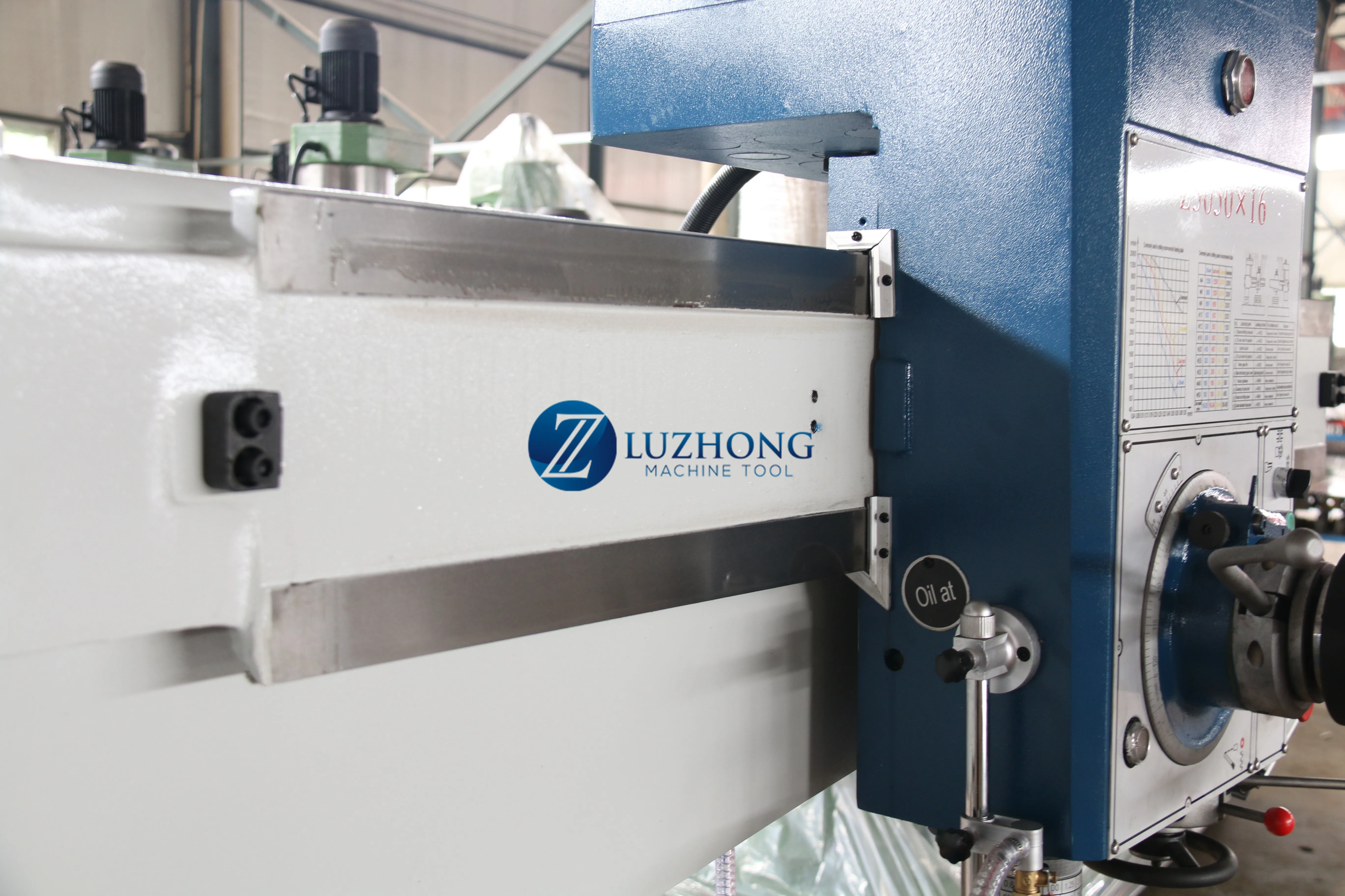 LUZHONG Z3035*10 Variable Speed Radial Drilling Machine New Mechanical Model with Competitive Price for Manufacturing Plant