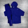 Azul oscuro
