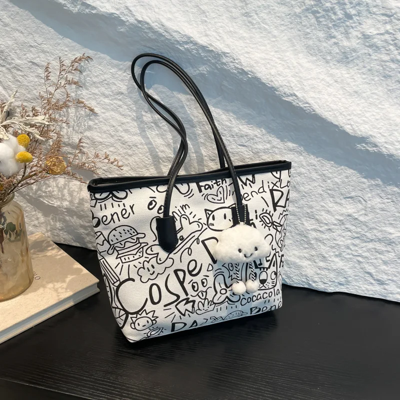 Factory Wholesale Printed Handbag Custom Canvas Tote Bags Large Capacity Tote Bag With Pendant Handbags for College